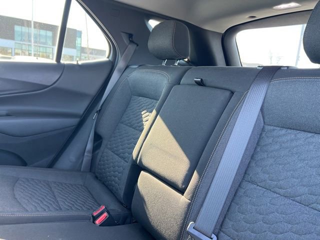 Used 2021 Chevrolet Equinox LT image 32