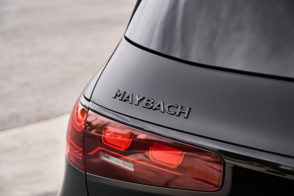 Used 2024 Mercedes-Benz Maybach GLS 600 4MATIC image 14