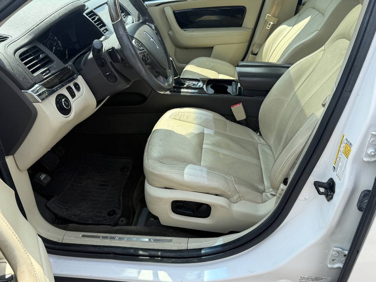 Used 2016 Lincoln MKS AWD w/ Equipment Group 101A image 25