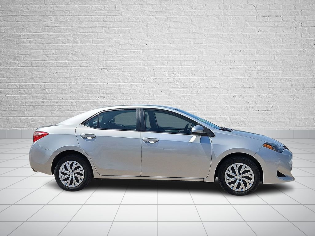Used 2019 Toyota Corolla LE FWD image 5
