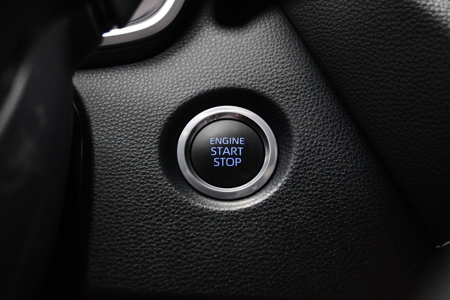 Used 2020 Toyota Corolla SE FWD image 22