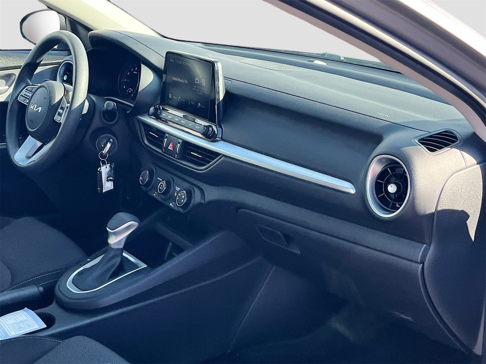 Used 2023 Kia Forte LXS image 27