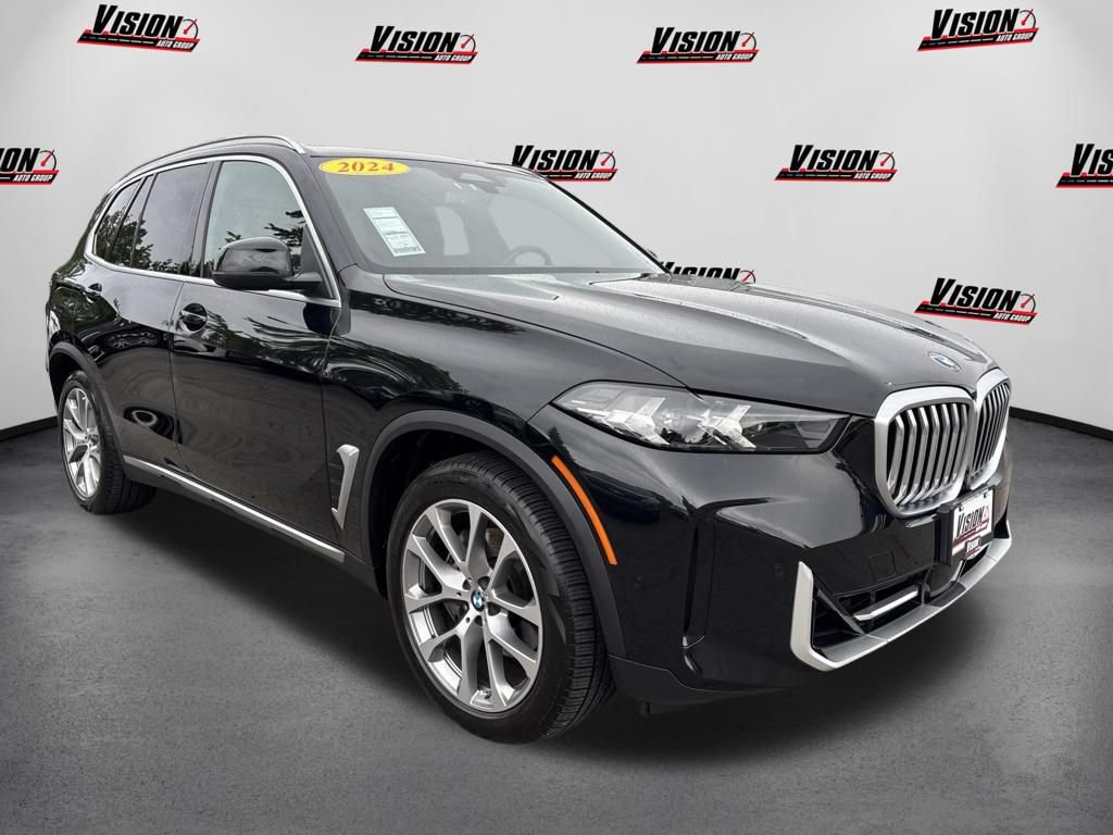 Used 2024 BMW X5 xDrive40i AWD/4WD image 3
