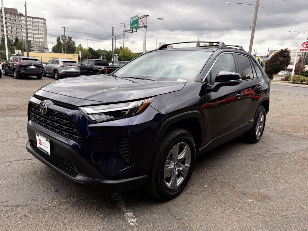 Certified 2025 Toyota RAV4 XLE w/ Convenience Package AWD/4WD image 4