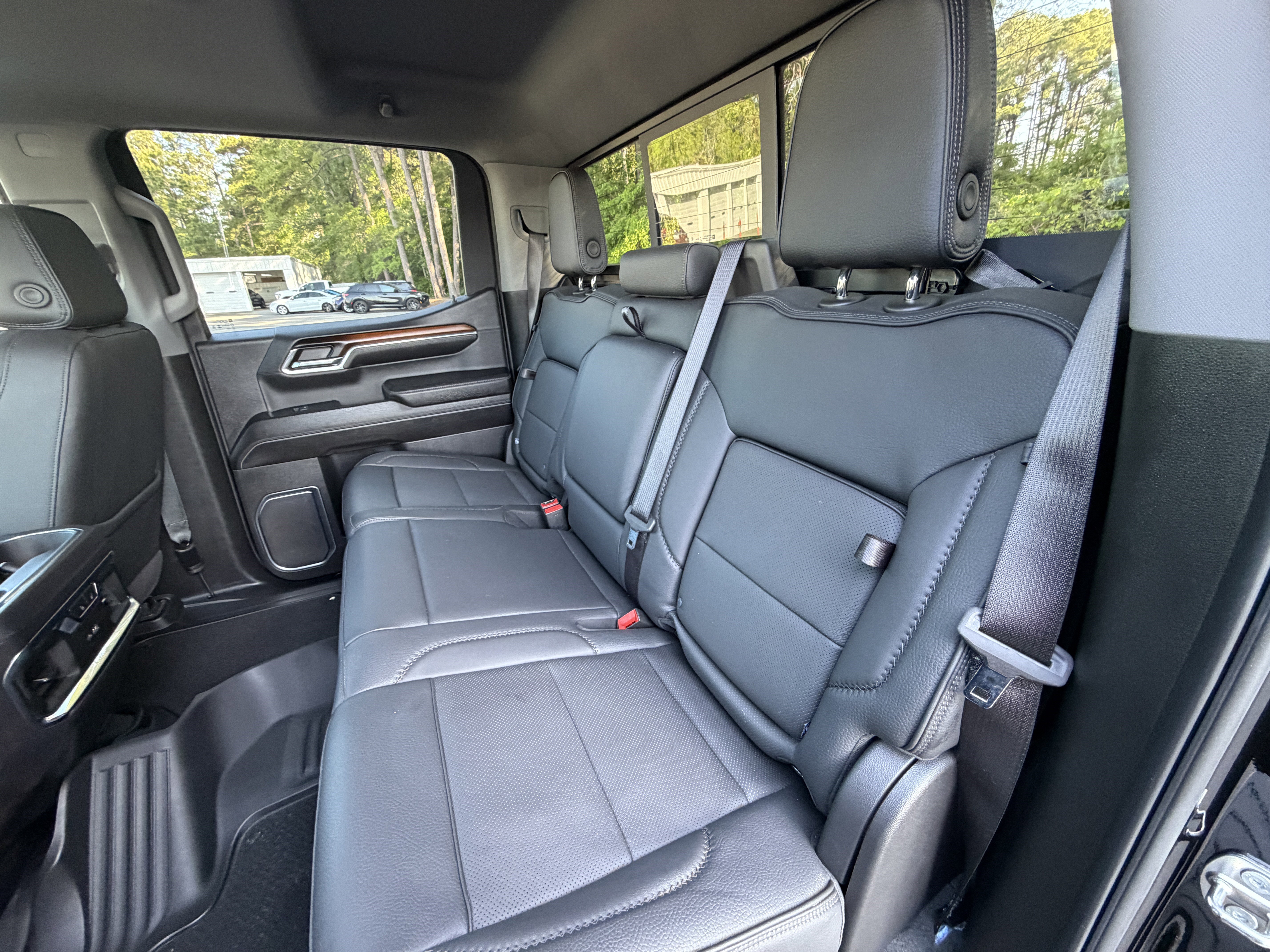 Used 2024 GMC Sierra 1500 Denali w/ Denali Reserve Package AWD/4WD image 19