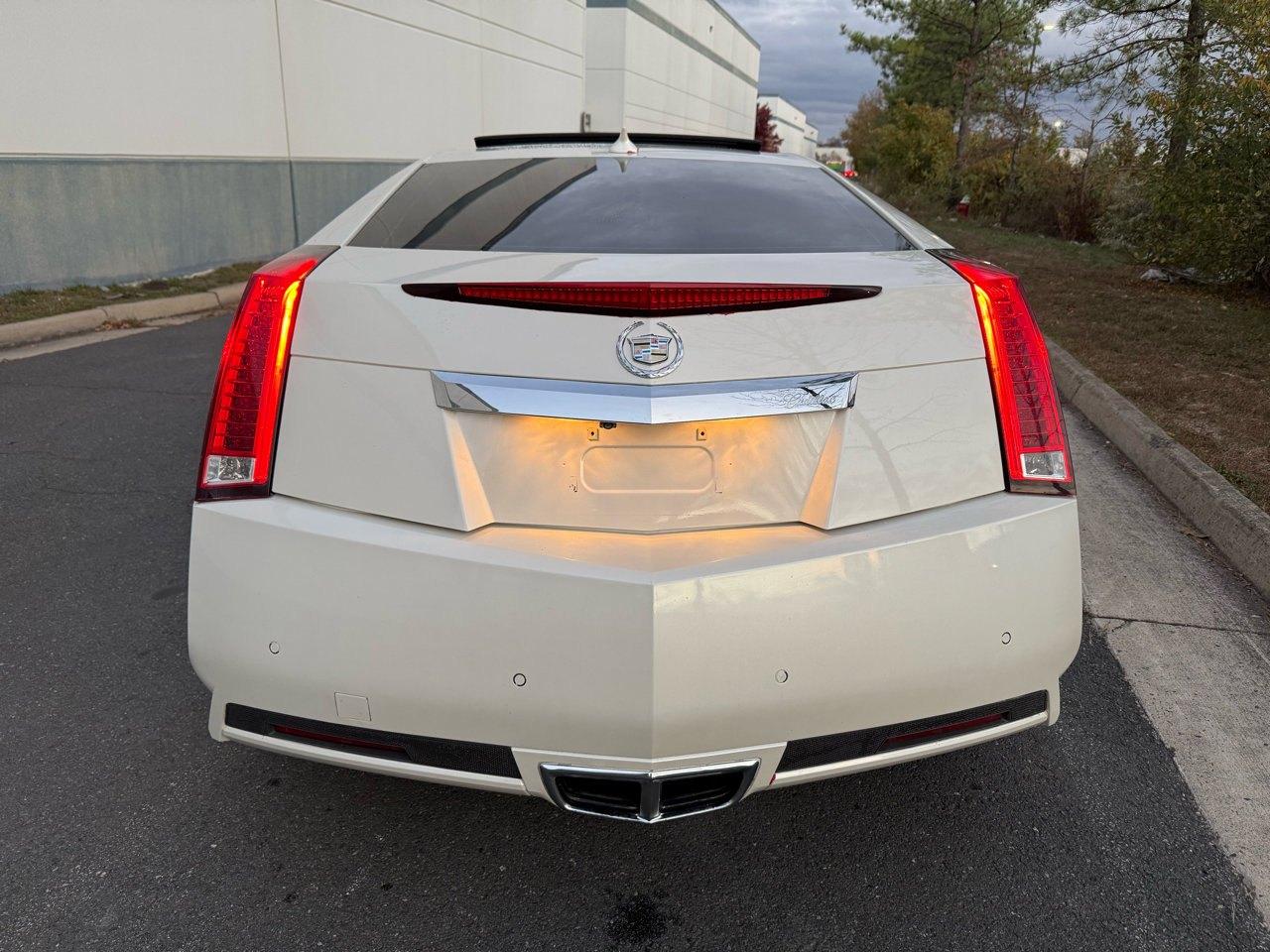 Used 2014 Cadillac CTS Premium image 3