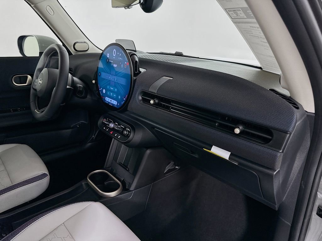 Certified 2025 MINI Cooper S image 28