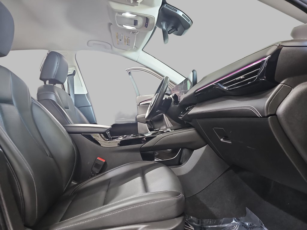 Certified 2024 Buick Envision Preferred AWD/4WD image 13