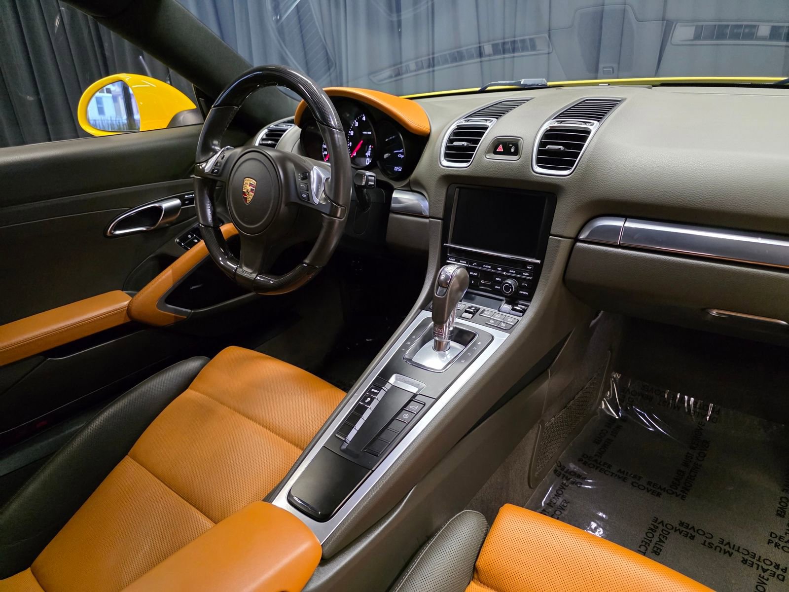 Used 2015 Porsche Cayman image 39