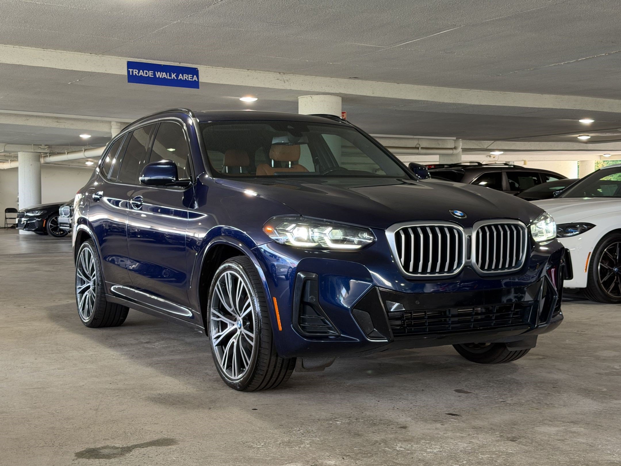 Used 2022 BMW X3 sDrive30i w/ M Sport Package 2 RWD image 5