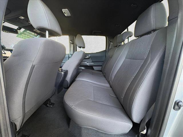 Used 2017 Toyota Tacoma TRD Off-Road w/ Tow Package image 19