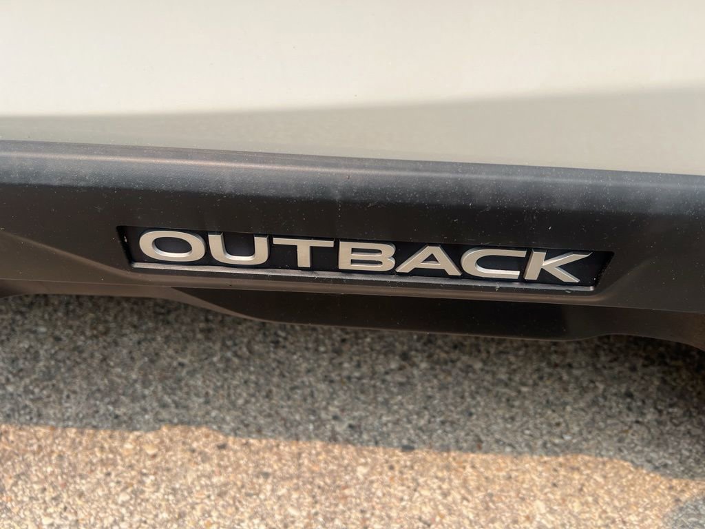 Used 2022 Subaru Outback Limited w/ Popular Package #2 image 36