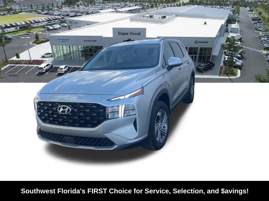 Used 2023 Hyundai Santa Fe SEL image 2