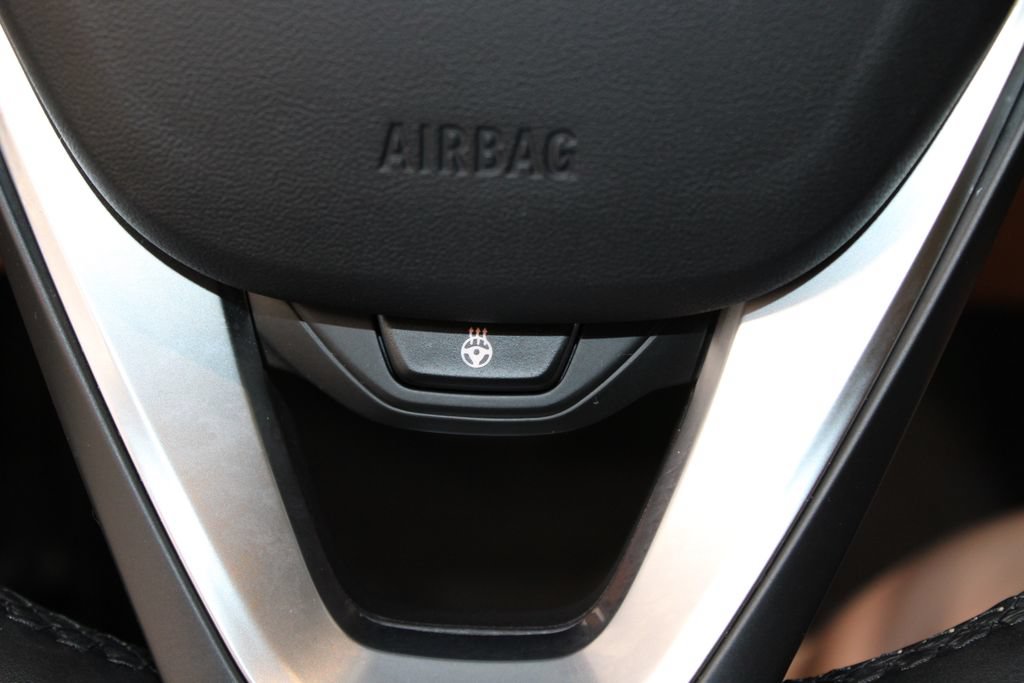 Used 2023 BMW 330i Sedan w/ Premium Package RWD image 36