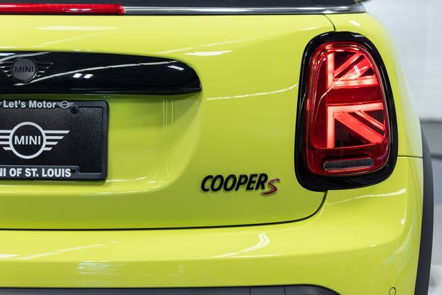 Used 2024 MINI Cooper S FWD image 8