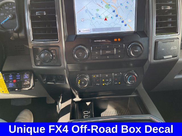 Used 2019 Ford F250 XLT w/ XLT Premium Package AWD/4WD image 17