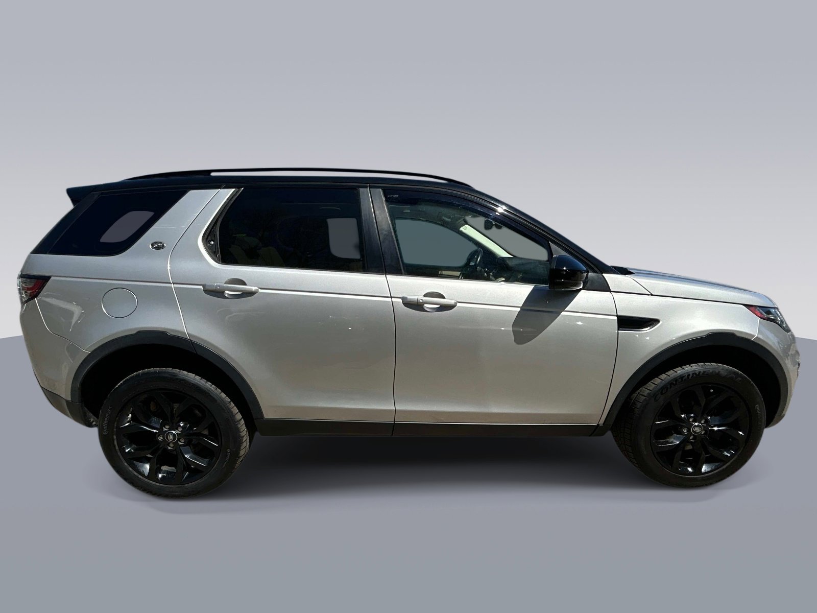 Used 2017 Land Rover Discovery Sport HSE AWD/4WD image 2