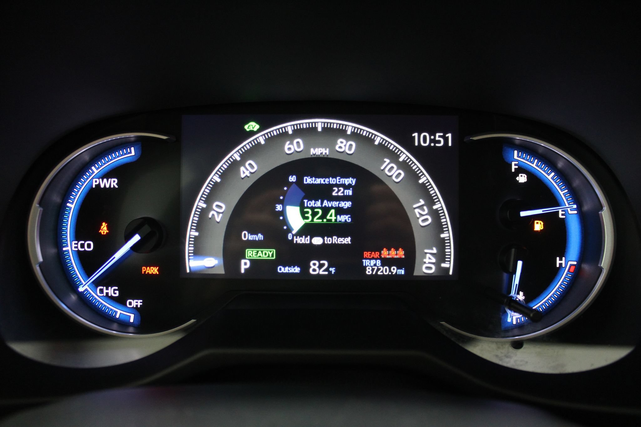 Used 2024 Toyota RAV4 LE AWD/4WD image 30
