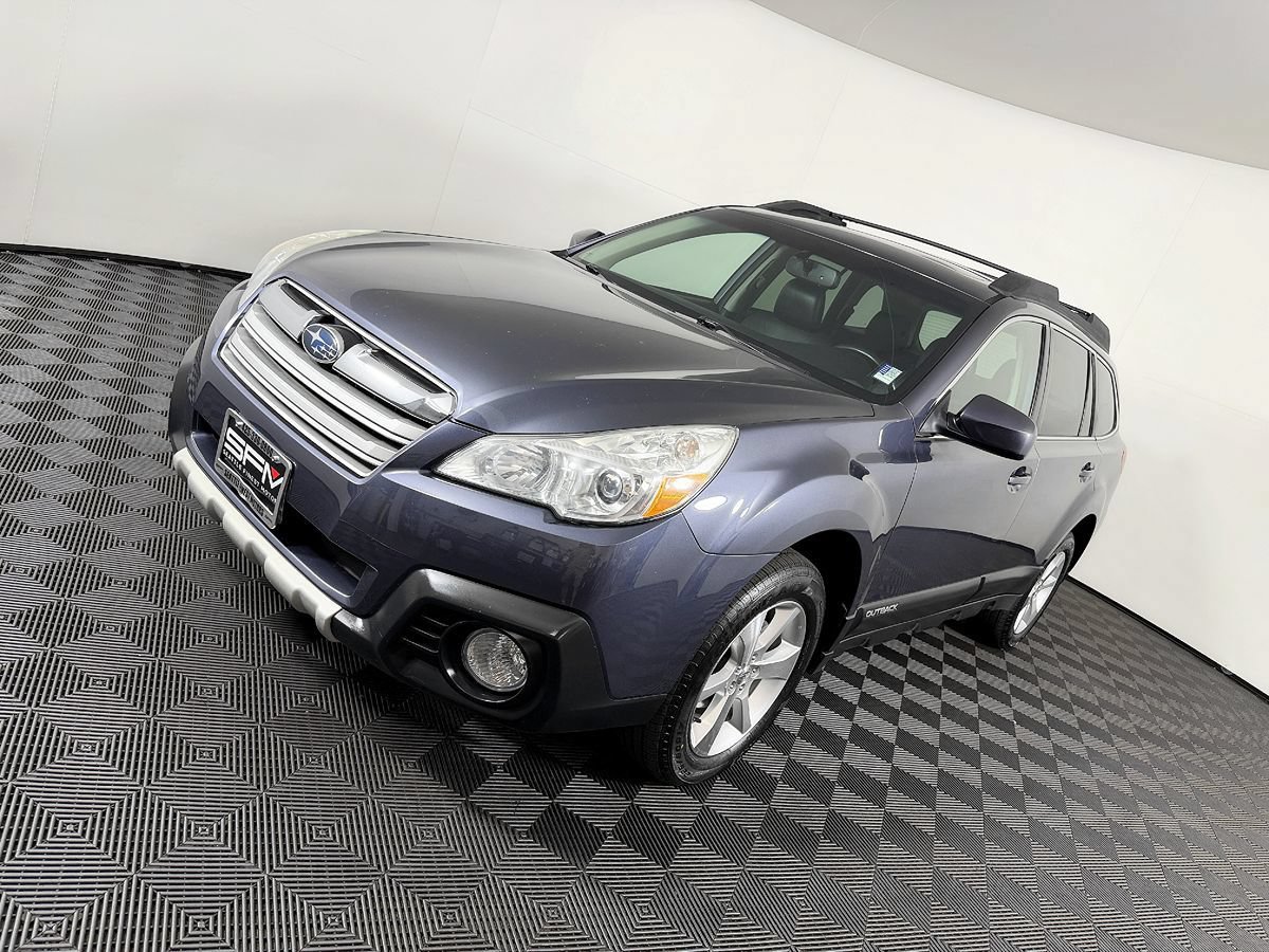 Used 2014 Subaru Outback 2.5i Limited w/ Moonroof Package AWD/4WD image 19