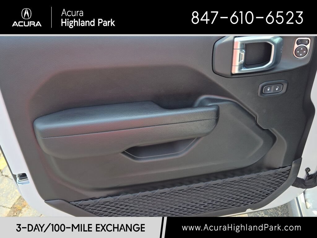 Used 2022 Jeep Wrangler Unlimited Rubicon 4xe w/ Cold Weather Group AWD/4WD image 30