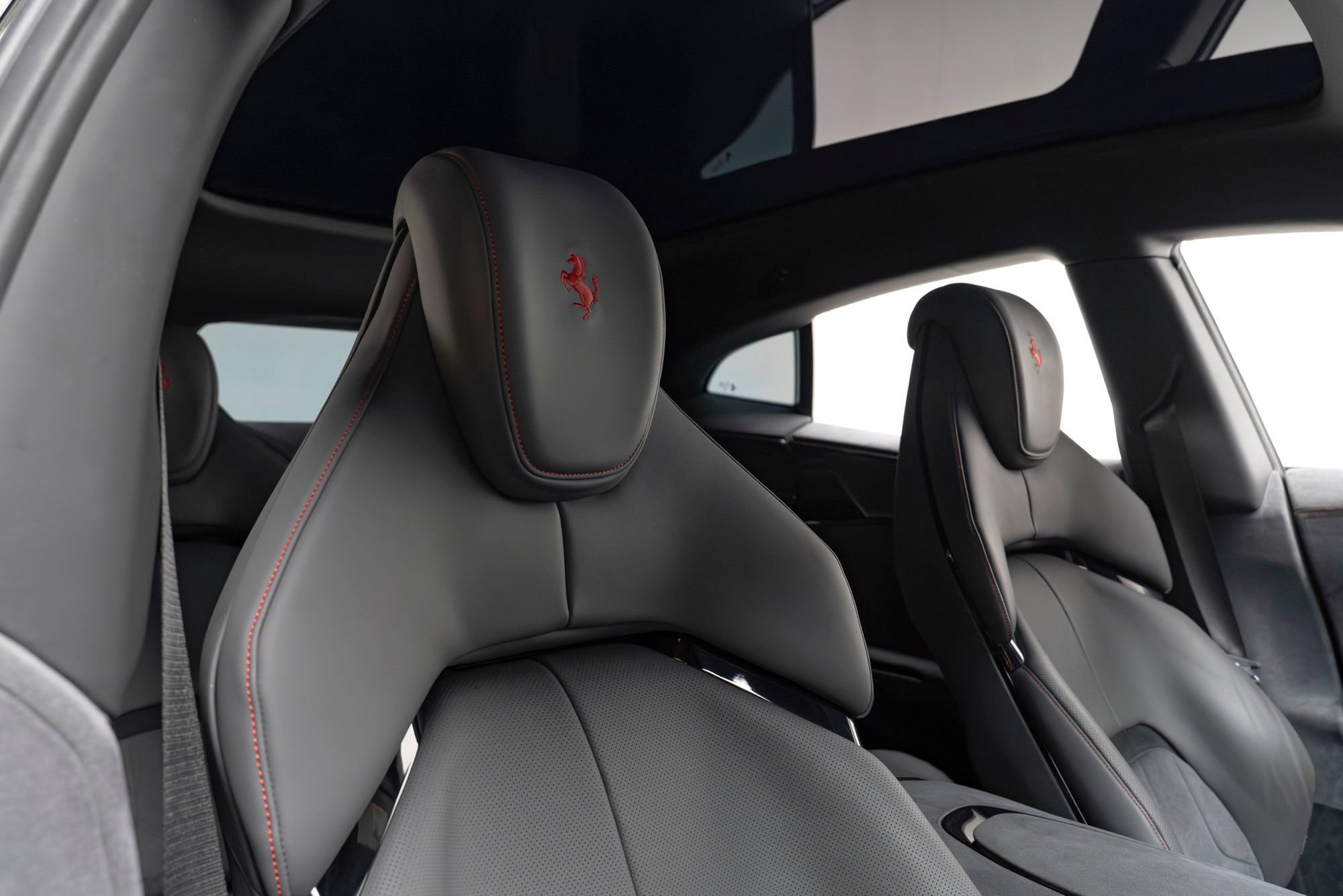 Used 2023 Ferrari Purosangue AWD/4WD image 41