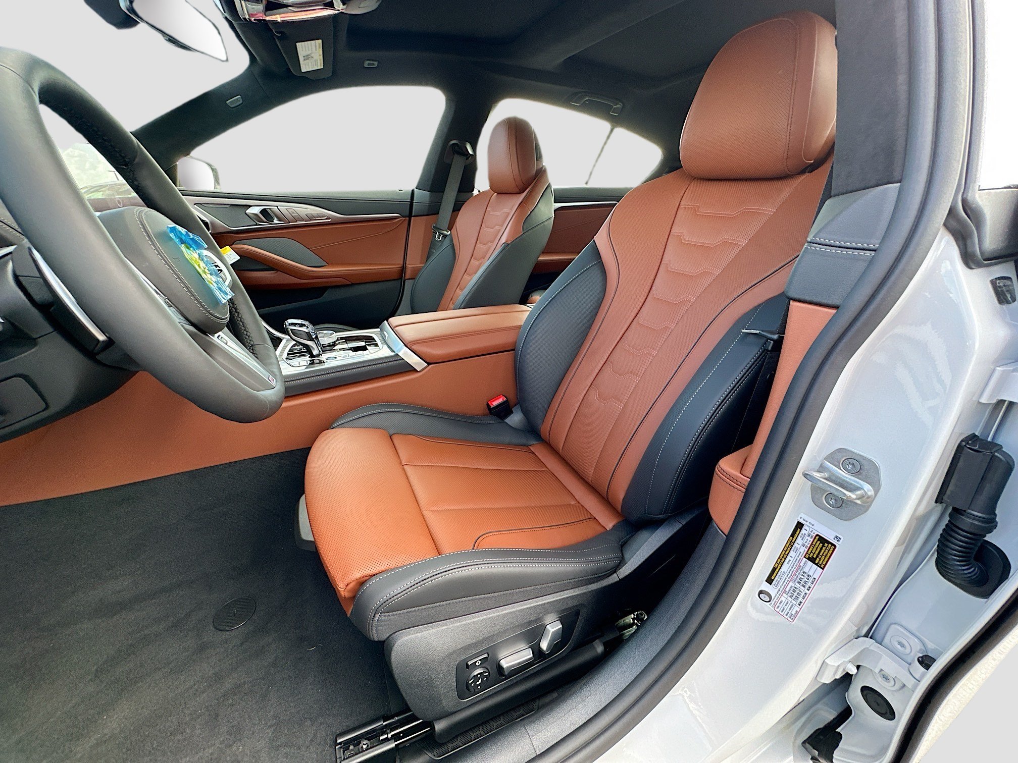 Used 2026 BMW 840i w/ M Sport Professional Package RWD image 15