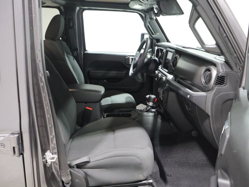 Used 2023 Jeep Wrangler Unlimited Sport AWD/4WD image 22