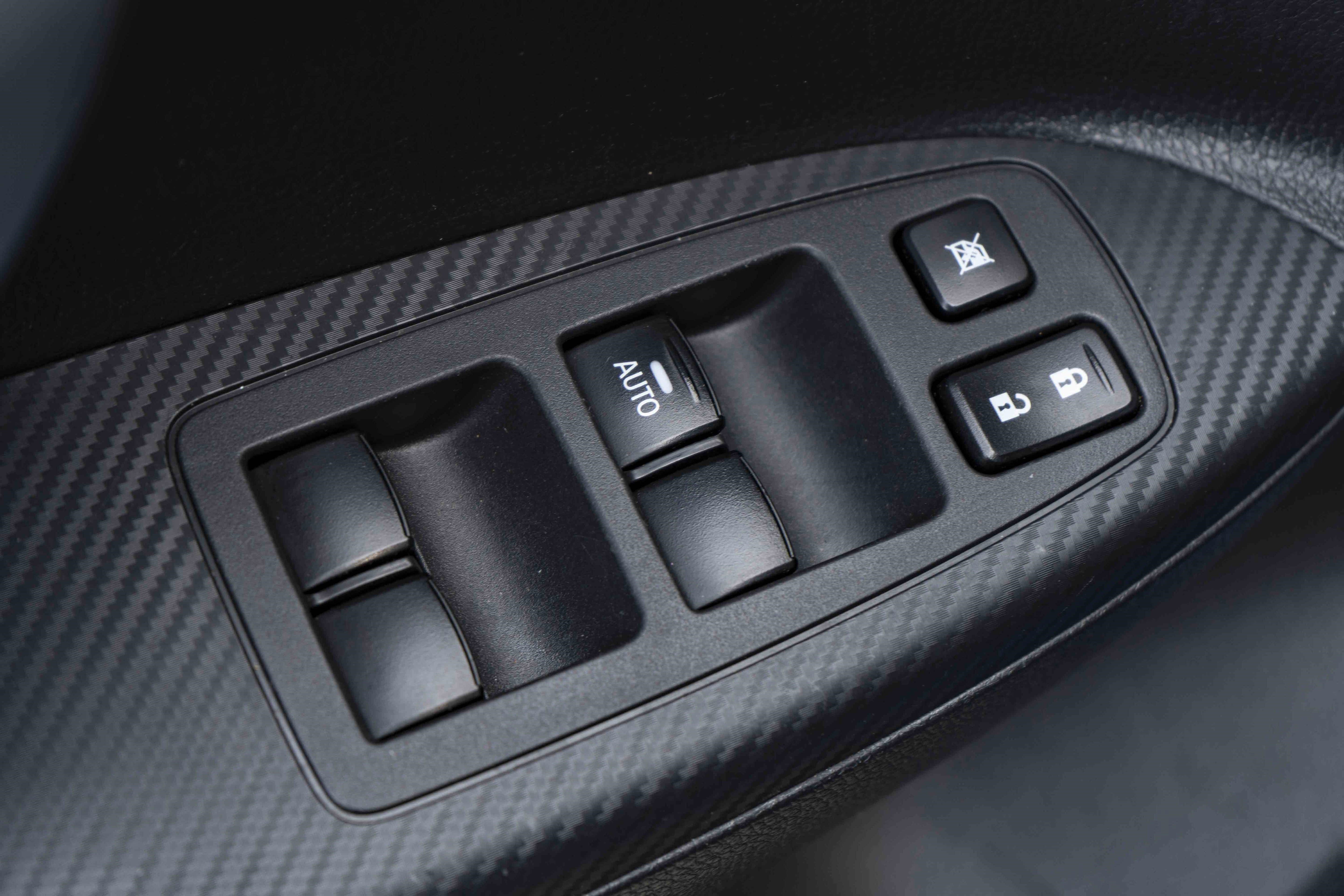 Used 2022 Mitsubishi Eclipse Cross SE FWD image 38