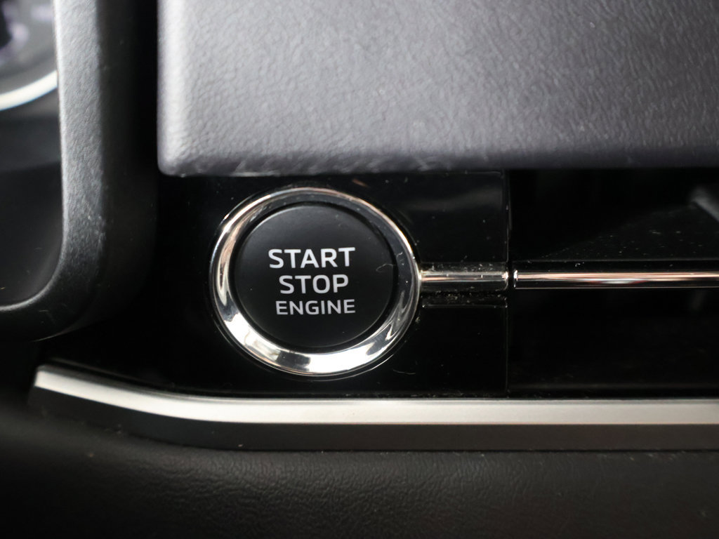 Used 2024 Mitsubishi Outlander ES AWD/4WD image 34