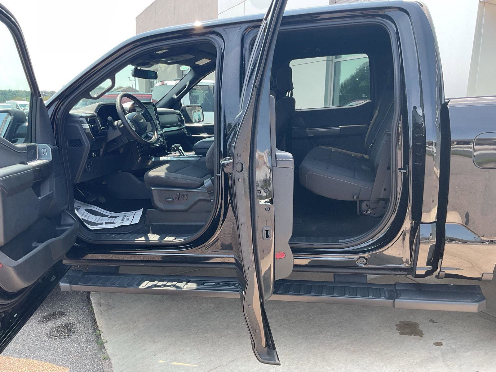 Used 2023 Ford F150 XLT w/ Equipment Group 302A High image 21