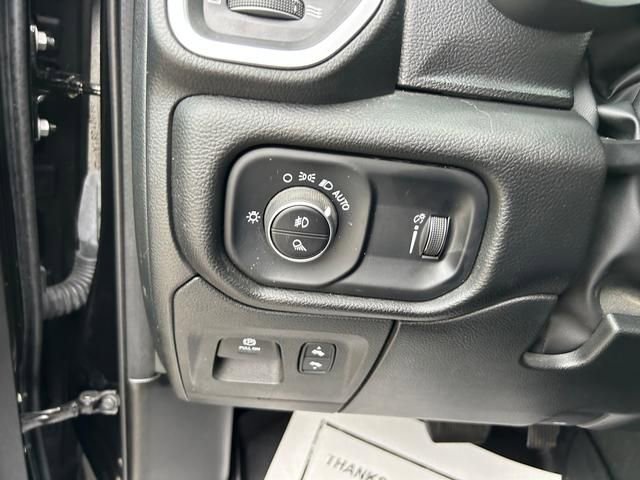 Used 2022 RAM 1500 Big Horn image 24