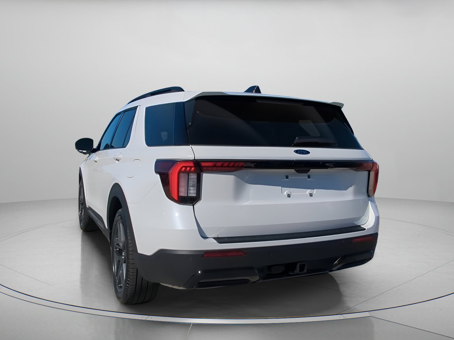 New 2026 Ford Explorer ST-Line w/ ST-Line Street Pack image 25