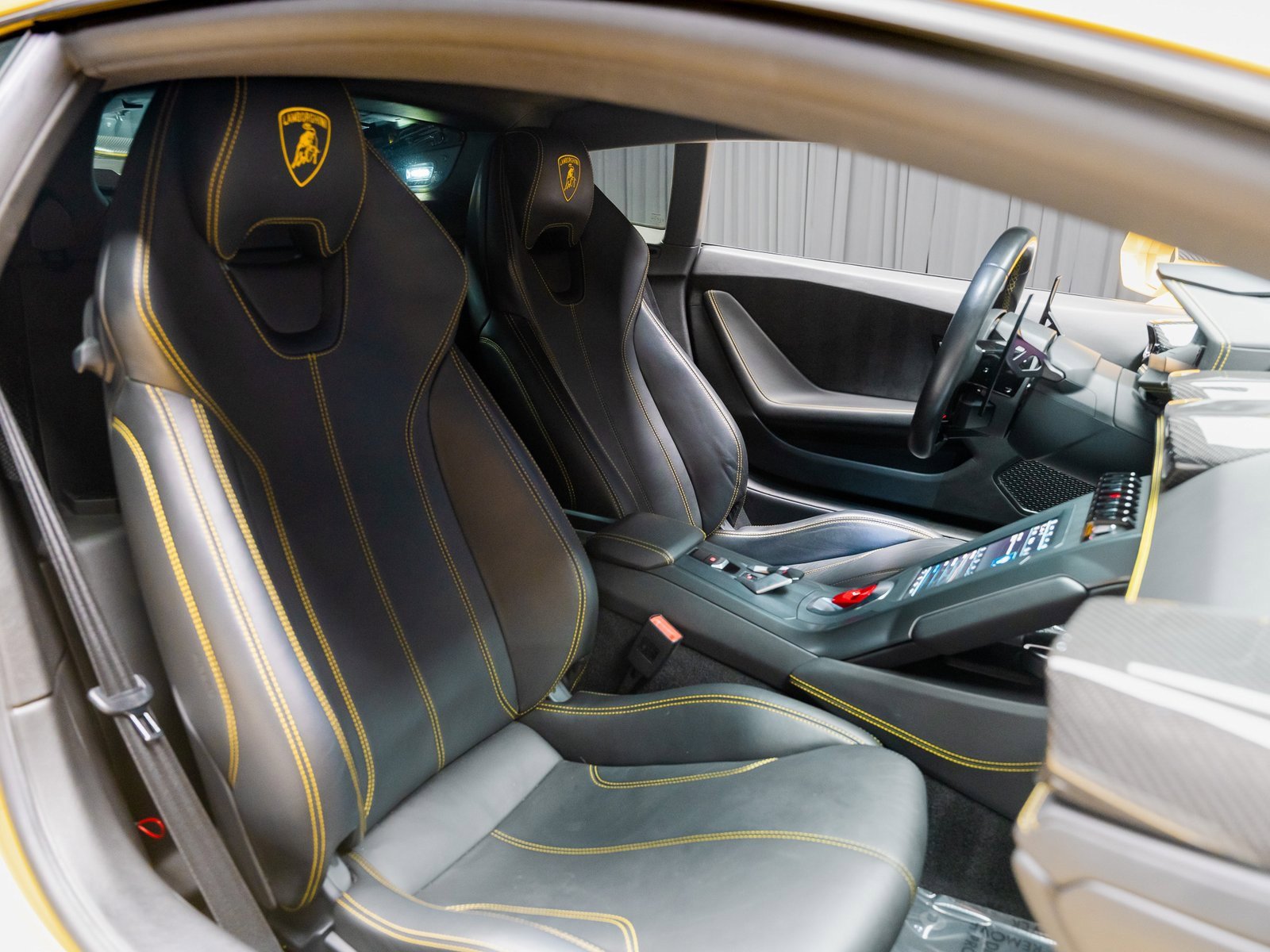 Used 2022 Lamborghini Huracan EVO image 66