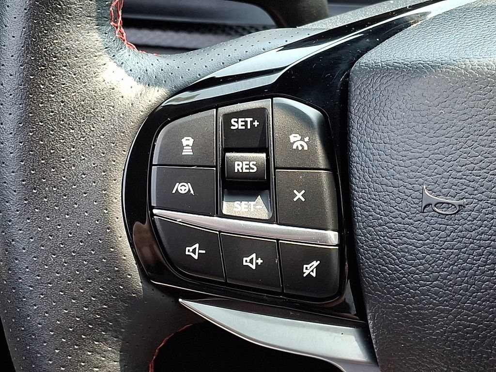 Used 2023 Ford Explorer ST-Line w/ Class IV Trailer Tow Package AWD/4WD image 24