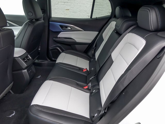 New 2026 Chevrolet Equinox EV LT image 16