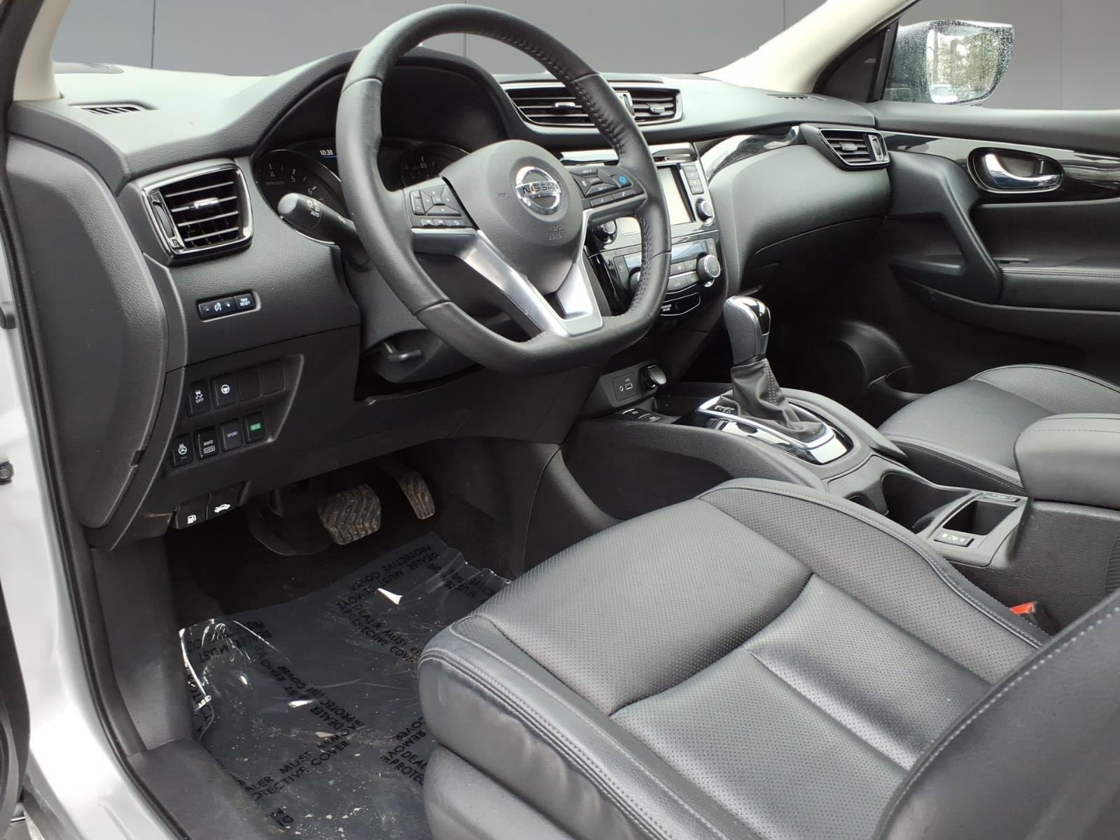 Used 2022 Nissan Rogue Sport SL AWD/4WD image 11