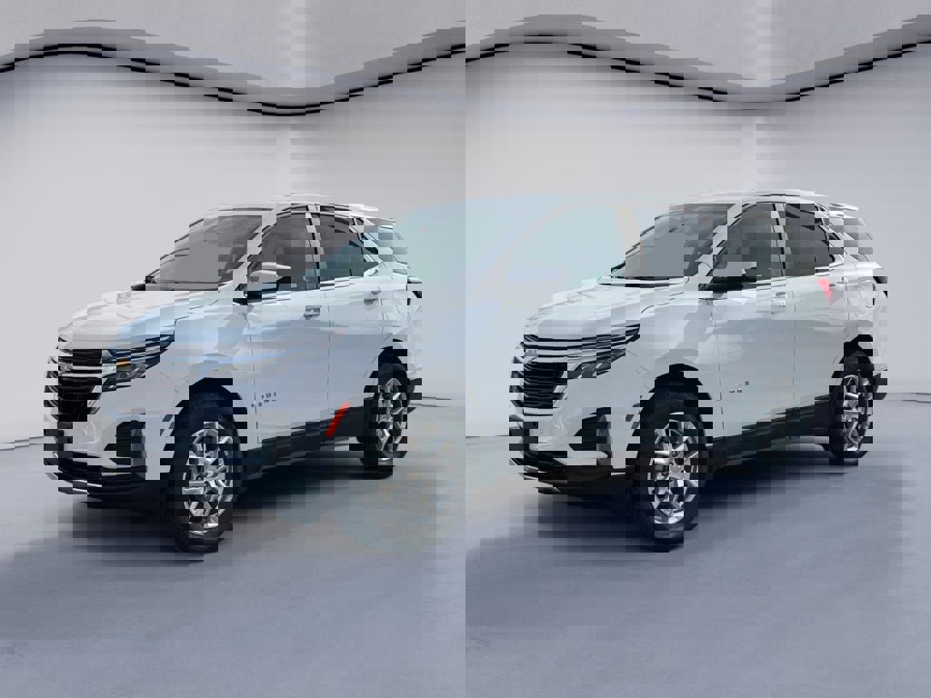 Used 2024 Chevrolet Equinox LT image 1