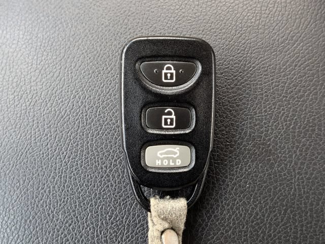 Used 2011 Hyundai Elantra GLS w/ Preferred Equipment Pkg 3 FWD image 26