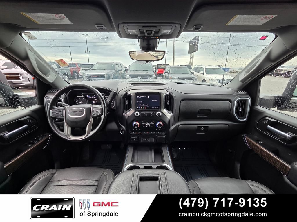 Used 2021 GMC Sierra 2500 Denali w/ Denali Black Diamond Edition AWD/4WD image 25