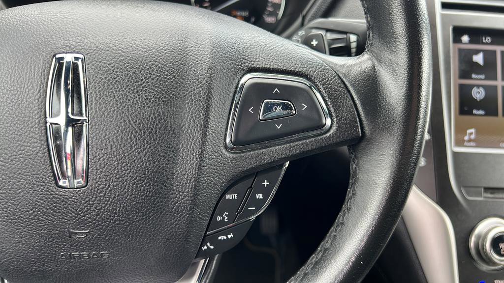 Used 2017 Lincoln MKC Premiere FWD image 22