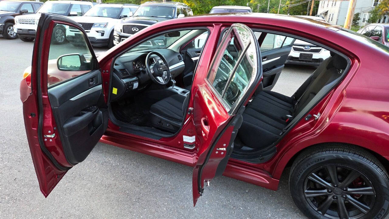 Used 2010 Subaru Legacy 2.5i Premium AWD/4WD image 25