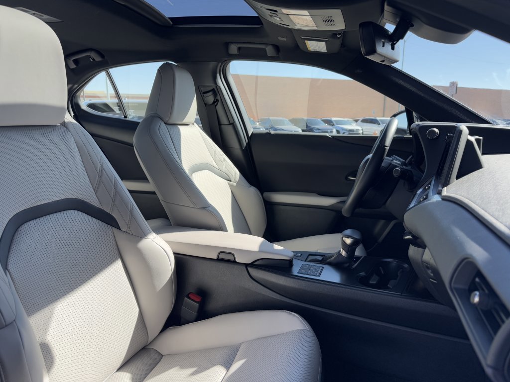 Used 2024 Lexus UX 250h F Sport image 43