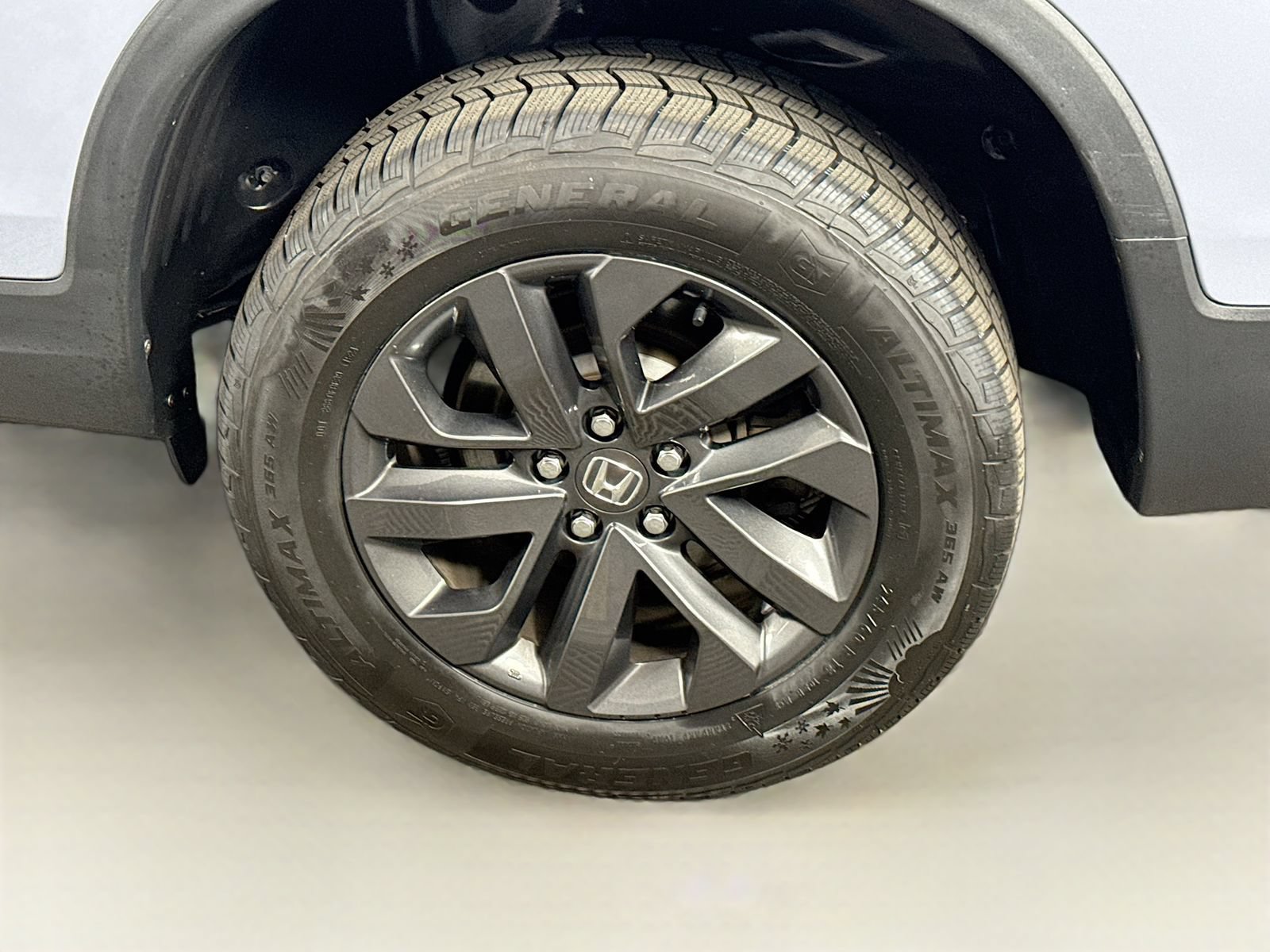 Used 2023 Honda Ridgeline Sport image 9