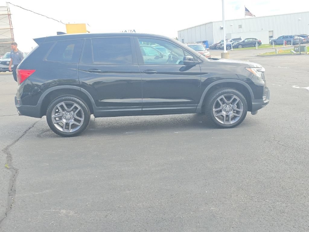 Used 2023 Honda Passport EX-L image 10