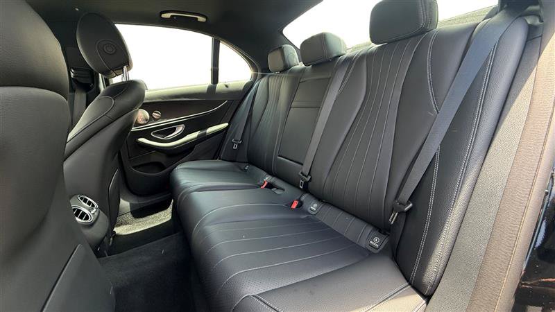 Used 2022 Mercedes-Benz E 350 Sedan w/ Driver Assistance Package image 16