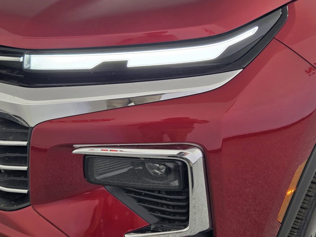 New 2026 Chevrolet Traverse LT w/ Sun and Wheel Package image 9