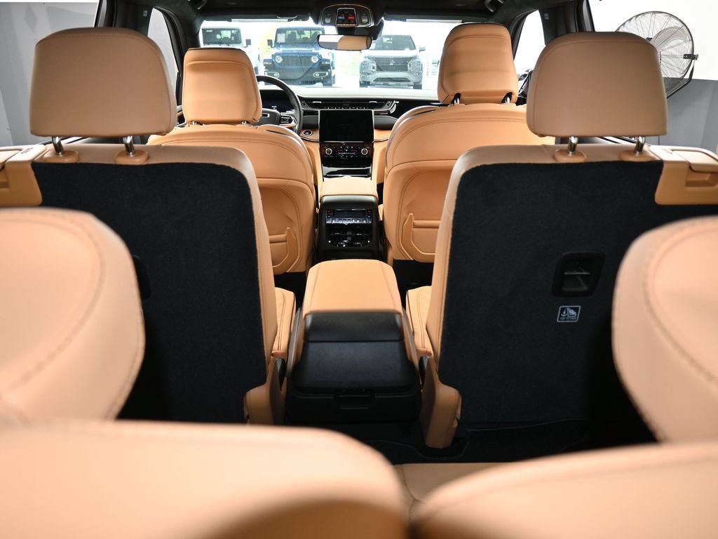 New 2025 Jeep Grand Cherokee L Summit AWD/4WD image 55