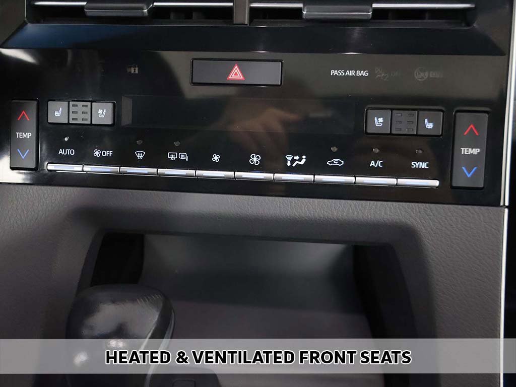 Used 2019 Toyota Avalon Limited image 9