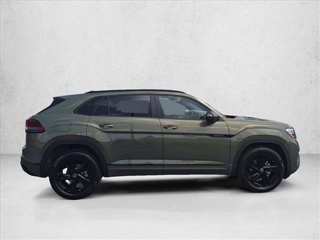 New 2026 Volkswagen Atlas Cross Sport SEL R-Line AWD/4WD image 4