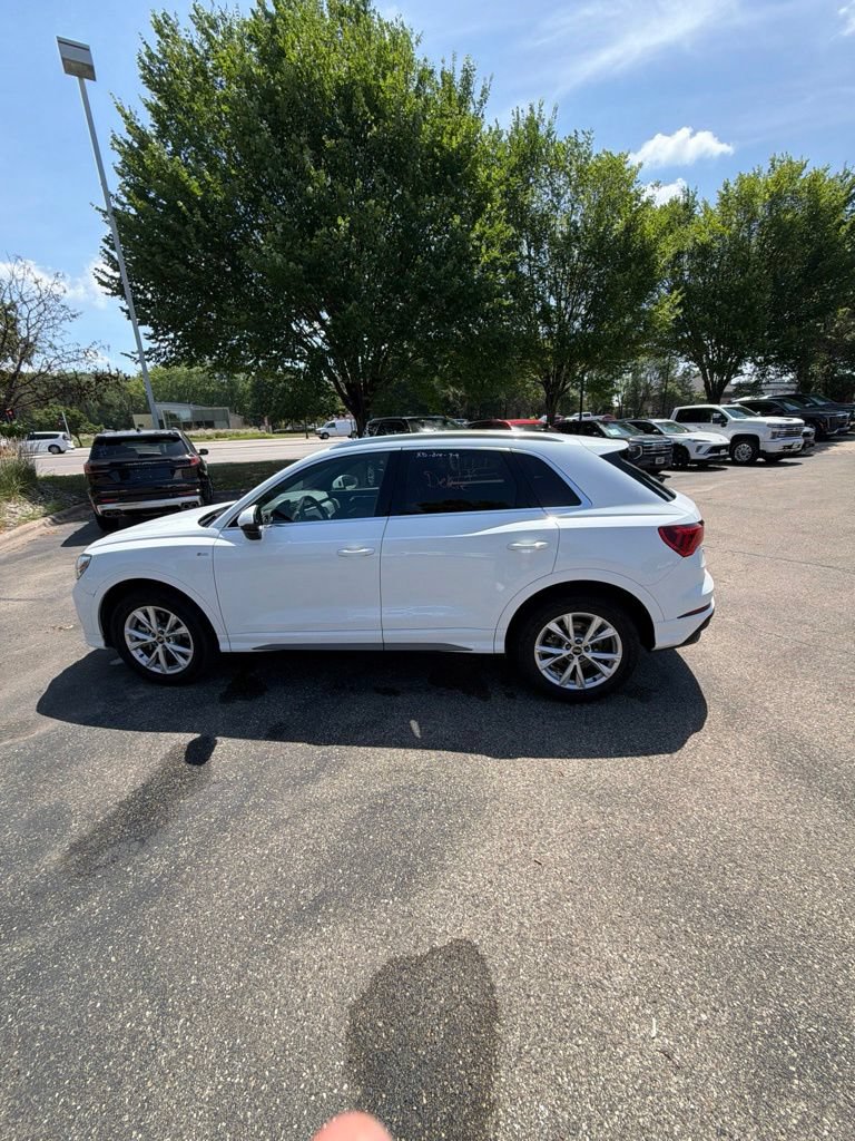 Used 2025 Audi Q3 2.0T Premium AWD/4WD image 18